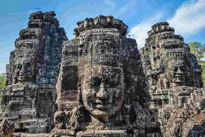 Angkor Wat: Khám Phá Di Sản Kiến Trúc & Tôn Giáo Khmer