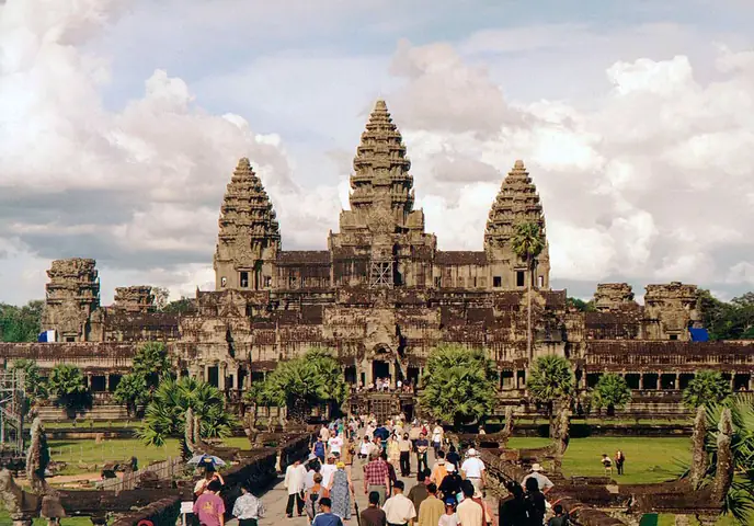 Angkor Wat: Khám Phá Di Sản Kiến Trúc & Tôn Giáo Khmer Angkor Wat: Khám Phá Di Sản Kiến Trúc & Tôn Giáo Khmer