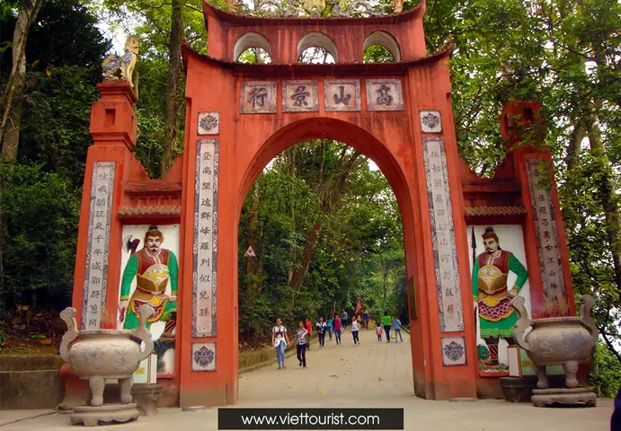 Đền Hùng Phú Thọ: Khám Phá Cội Nguồn Dân Tộc Việt Đền Hùng Phú Thọ: Khám Phá Cội Nguồn Dân Tộc Việt