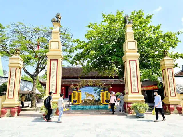 Đền Ông Hoàng Mười Nghệ An: Di Sản Văn Hóa Đặc Sắc Vùng Đất Xứ Nghệ Đền Ông Hoàng Mười Nghệ An: Di Sản Văn Hóa Đặc Sắc Vùng Đất Xứ Nghệ