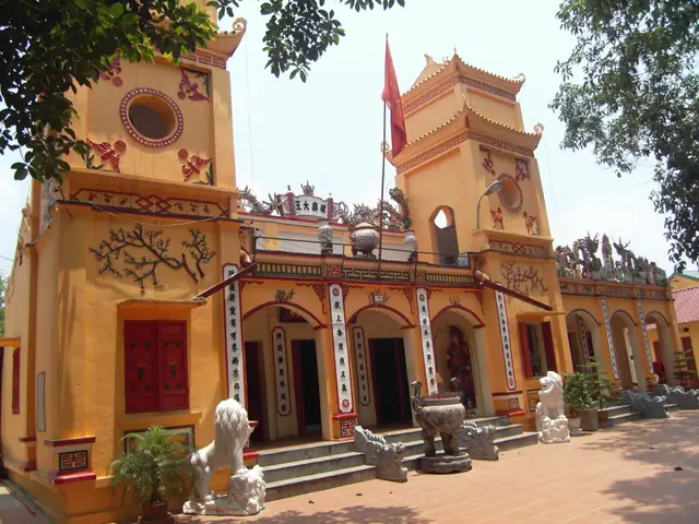 Khám Phá Đền Kỳ Cùng: Di Tích Tâm Linh Xứ Lạng Khám Phá Đền Kỳ Cùng: Di Tích Tâm Linh Xứ Lạng