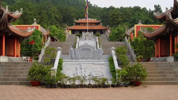 Đền Thờ Chu Văn An: Vị Trí, Ý Nghĩa & Giá Trị Đền Thờ Chu Văn An: Vị Trí, Ý Nghĩa & Giá Trị
