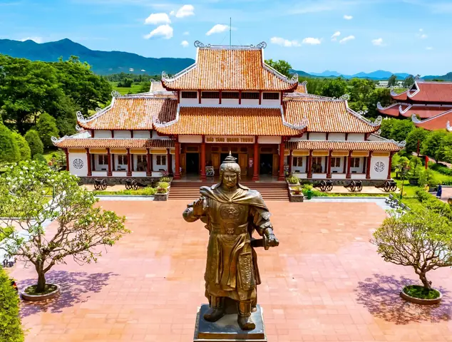 Đền Thờ Quang Trung Bình Định: Hành Trình Về Với Di Sản Lịch Sử Quan Trọng