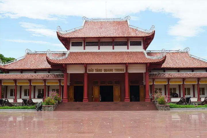 Đền Thờ Quang Trung Bình Định: Hành Trình Về Với Di Sản Lịch Sử Quan Trọng Đền Thờ Quang Trung Bình Định: Hành Trình Về Với Di Sản Lịch Sử Quan Trọng
