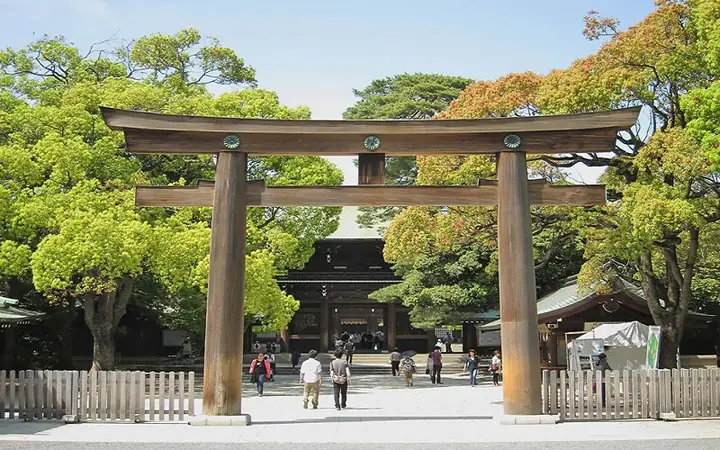 Đền Meiji Jingu: Khám Phá Không Gian Tâm Linh Tokyo Đền Meiji Jingu: Khám Phá Không Gian Tâm Linh Tokyo
