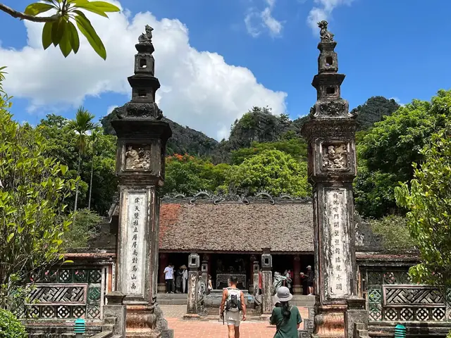 Khám Phá Đền Vua Đinh Vua Lê Tại Cố Đô Hoa Lư