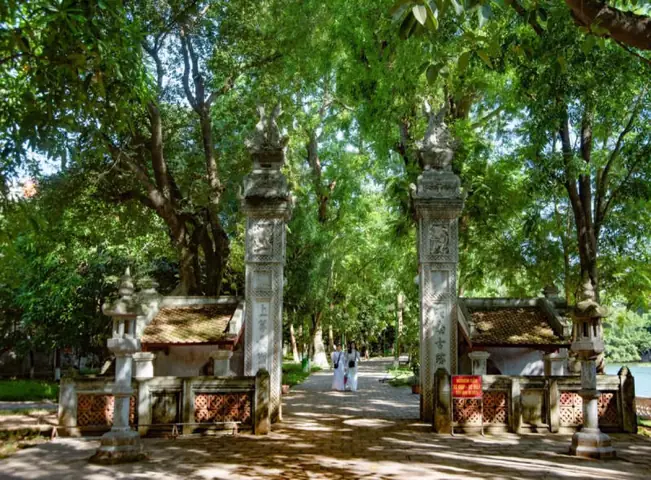 Đền Voi Phục Giờ Mở Cửa & Đánh Giá Chi Tiết Trải Nghiệm Tham Quan 2026 Đền Voi Phục Giờ Mở Cửa & Đánh Giá Chi Tiết Trải Nghiệm Tham Quan 2026