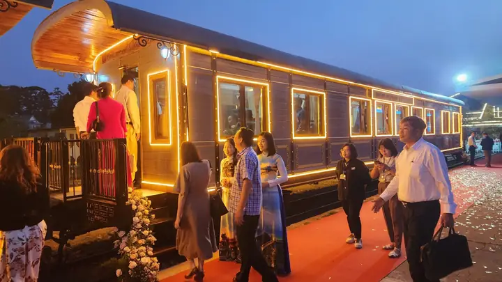 Mua Vé Tàu Sài Gòn → Đà Lạt: Giá, Lịch Trình & Mẹo Giảm