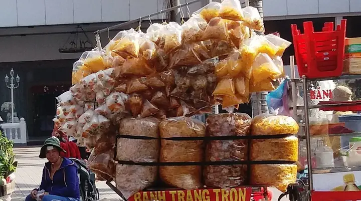 Top 12 Đặc Sản Sài Gòn Làm Quà Độc Đáo Cho Bạn Bè Và Người Thân