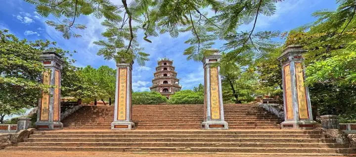 Khám Phá 12 Di Sản Kiến Trúc Việt Nam: Danh Sách Và Đặc Điểm Khám Phá 12 Di Sản Kiến Trúc Việt Nam: Danh Sách Và Đặc Điểm
