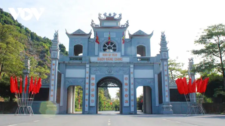 Khu Di Tích Bạch Đằng Giang: Lịch Sử & Hạng Mục