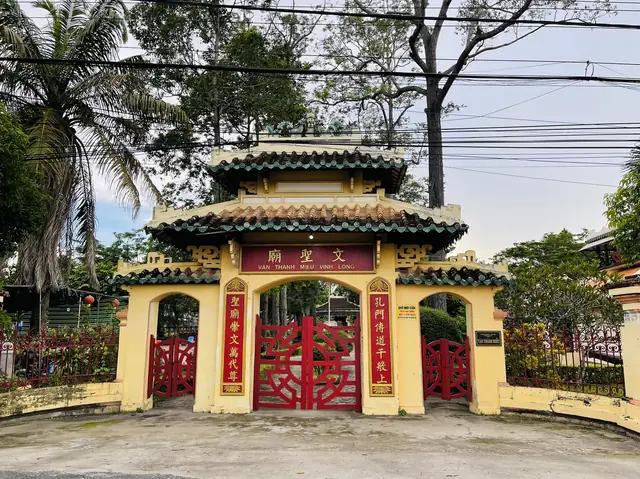 Khám Phá 10 Di Tích Lịch Sử Vĩnh Long Đáng Thăm Cho Du Khách Khám Phá 10 Di Tích Lịch Sử Vĩnh Long Đáng Thăm Cho Du Khách