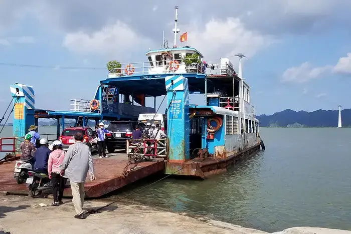 Cẩm Nang Du Lịch Vịnh Lan Hạ - Cát Bà Toàn Tập: Từ A Đến Z Cho Chuyến Đi Hoàn Hảo Cẩm Nang Du Lịch Vịnh Lan Hạ - Cát Bà Toàn Tập: Từ A Đến Z Cho Chuyến Đi Hoàn Hảo