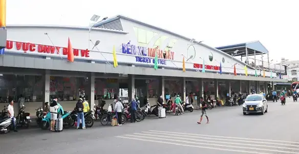 Khám Phá Bến Xe Miền Tây: Địa Chỉ, Tuyến Xe Và Dịch Vụ