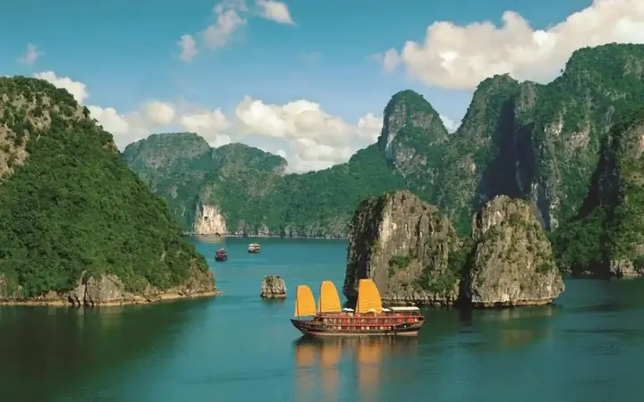 Khám Phá 20 Địa Điểm Du Lịch Việt Nam Nhất Cho Du Khách