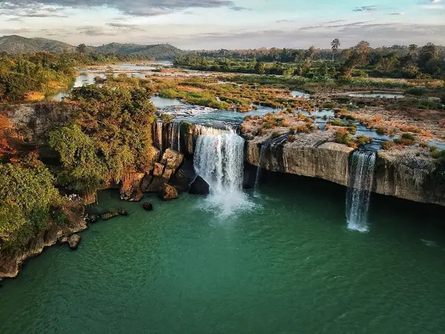 Địa Điểm Du Lịch Buôn Ma Thuột: Hướng Dẫn Chi Tiết Khám Phá Thành Phố “cà Phê” Miền Trung Địa Điểm Du Lịch Buôn Ma Thuột: Hướng Dẫn Chi Tiết Khám Phá Thành Phố “cà Phê” Miền Trung