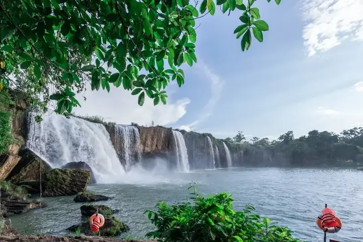 Địa Điểm Du Lịch Buôn Ma Thuột: Hướng Dẫn Chi Tiết Khám Phá Thành Phố “cà Phê” Miền Trung Địa Điểm Du Lịch Buôn Ma Thuột: Hướng Dẫn Chi Tiết Khám Phá Thành Phố “cà Phê” Miền Trung