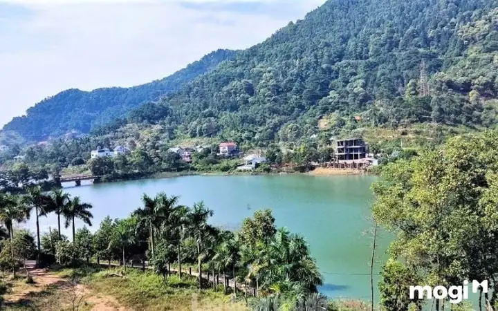 Hồ Đồng Đò Sóc Sơn: Cẩm Nang Khám Phá Điểm Check-in Xanh Cho Du Khách Thành Thị
