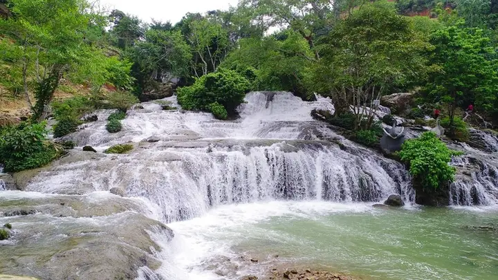 Địa Điểm Du Lịch Lạng Sơn: Cẩm Nang Khám Phá Vùng Đất Tử Thần Tinh Anh Địa Điểm Du Lịch Lạng Sơn: Cẩm Nang Khám Phá Vùng Đất Tử Thần Tinh Anh