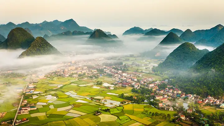 Địa Điểm Du Lịch Lạng Sơn: Cẩm Nang Khám Phá Vùng Đất Tử Thần Tinh Anh Địa Điểm Du Lịch Lạng Sơn: Cẩm Nang Khám Phá Vùng Đất Tử Thần Tinh Anh