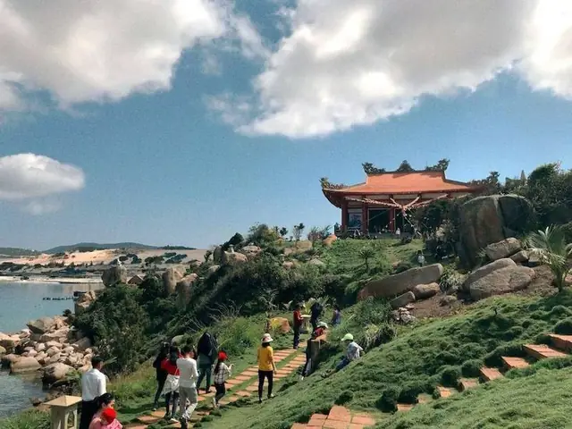 Top 20+ Địa Điểm Du Lịch Quảng Ngãi Hấp Dẫn