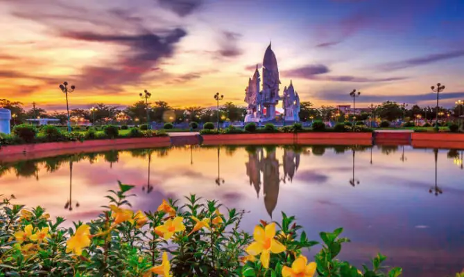 Cẩm Nang Địa Điểm Vui Chơi Hậu Giang: Khám Phá Vẻ Đẹp & Trải Nghiệm Miền Tây Sông Nước Cẩm Nang Địa Điểm Vui Chơi Hậu Giang: Khám Phá Vẻ Đẹp & Trải Nghiệm Miền Tây Sông Nước