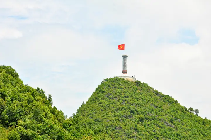 Điểm Cực Việt Nam: Vị Trí, Tọa Độ & Thay Đổi Điểm Cực Việt Nam: Vị Trí, Tọa Độ & Thay Đổi