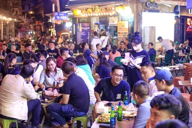 Diễn Đàn Ăn Chơi Hà Nội Là Gì Và Tại Sao Nên Tham Gia?