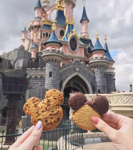 Khám Phá 6 Quốc Gia Có Disneyland – Hướng Dẫn Cho Du Khách