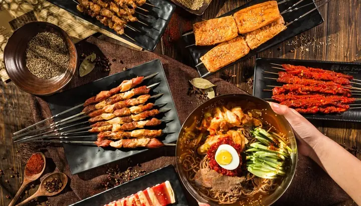 Đồ Ăn Trung Quốc Hà Nội: Hướng Dẫn Chi Tiết Khám Phá Ẩm Thực Bắc Kinh, Thượng Hải Và Các Món Đặc Trưng