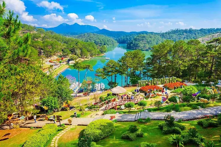 Đồi Thông Hai Mộ Ở Đâu? – Hướng Dẫn Chi Tiết Vị Trí Và Thông Tin Du Lịch Đồi Thông Hai Mộ Ở Đâu? – Hướng Dẫn Chi Tiết Vị Trí Và Thông Tin Du Lịch