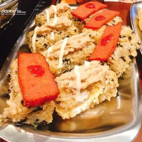 Review Dookki Vincom Đồng Khởi: Buffet Tokbokki Tự Chọn Đỉnh Cao Tại Trung Tâm Sài Gòn