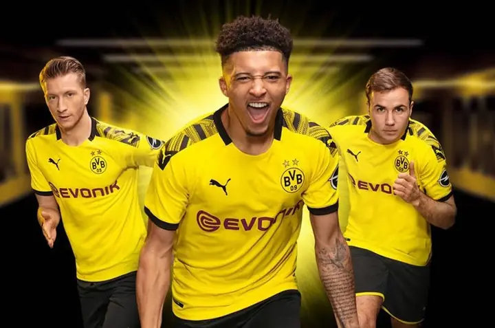 Khám Phá Borussia Dortmund: Lịch Sử, Biểu Tượng Và Thành Tích