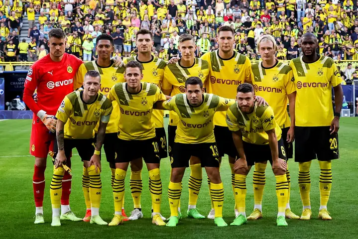 Khám Phá Borussia Dortmund: Lịch Sử, Biểu Tượng Và Thành Tích
