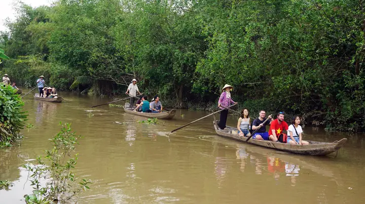 Du Lịch Miệt Vườn Vĩnh Long: Khám Phá Vẻ Đẹp Đồng Ruộng Sông Nước Du Lịch Miệt Vườn Vĩnh Long: Khám Phá Vẻ Đẹp Đồng Ruộng Sông Nước