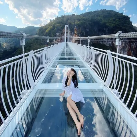 Khám Phá 15 Địa Điểm Du Lịch Mộc Châu: Đồi Chè, Thác Nước, Rừng Thông & Thung Lũng Mận Khám Phá 15 Địa Điểm Du Lịch Mộc Châu: Đồi Chè, Thác Nước, Rừng Thông & Thung Lũng Mận
