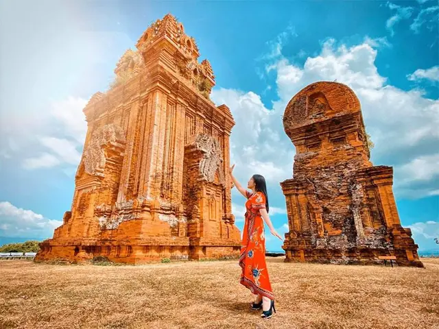 Cẩm Nang Du Lịch Mũi Né Phan Thiết: Khám Phá Vùng Biển Xanh Cát Vàng
