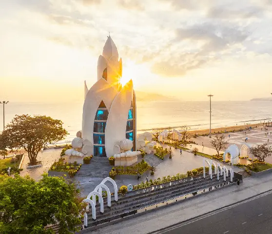 Hướng Dẫn Du Lịch Nha Trang Tự Túc: Lịch Trình, Ăn Uống, Ở
