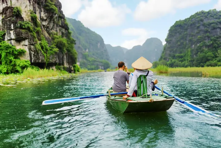 Hướng Dẫn Du Lịch Tự Túc Ninh Bình Từ A‑z Cho Người Mới