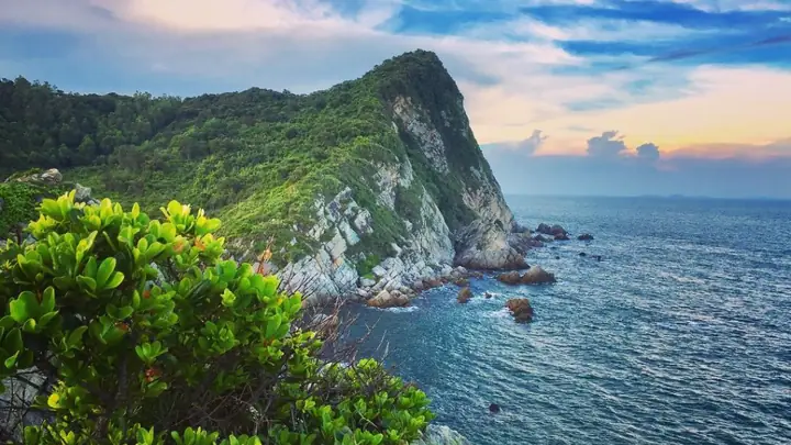 Du Lịch Quan Lạn Quảng Ninh: Hướng Dẫn Chi Tiết Cho Hành Trình Khám Phá Đảo Xanh