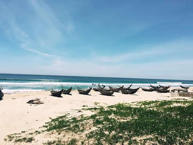 Biển Tam Thanh Quảng Nam: Cẩm Nang Du Lịch Chi Tiết Và Kinh Nghiệm Thực Tế Biển Tam Thanh Quảng Nam: Cẩm Nang Du Lịch Chi Tiết Và Kinh Nghiệm Thực Tế