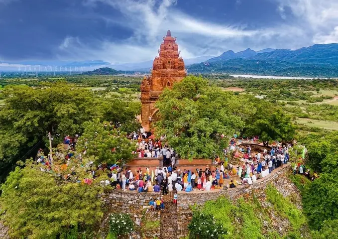 Khám Phá Tháp Chàm Ninh Thuận – Di Tích Chăm Cho Du Lịch