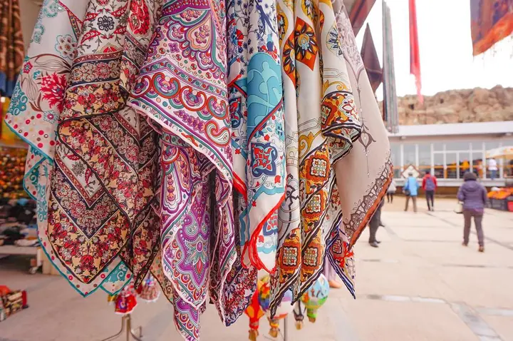 Cẩm Nang Du Lịch Cappadocia: Trải Nghiệm Bay Khinh Khí Cầu Đỉnh Cao Từ A Đến Z