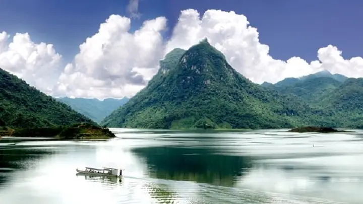 Khám Phá Tuyên Quang: Top Điểm Đến & Trải Nghiệm Khám Phá Tuyên Quang: Top Điểm Đến & Trải Nghiệm