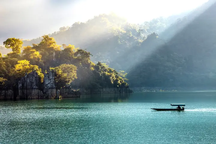 Khám Phá Tuyên Quang: Top Điểm Đến & Trải Nghiệm Khám Phá Tuyên Quang: Top Điểm Đến & Trải Nghiệm