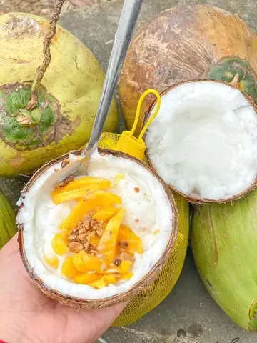 Dừa Sáp Trà Vinh: Đặc Sản Hiếm, Ngon Không Phải Có Tiền Là Mua Được