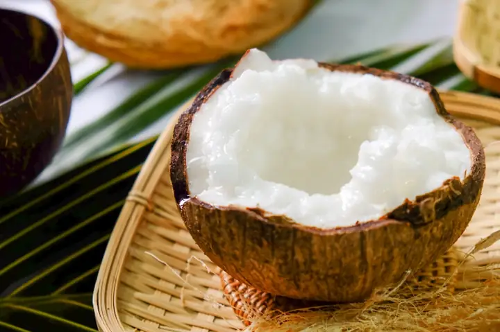 Dừa Sáp Trà Vinh: Đặc Sản Hiếm, Ngon Không Phải Có Tiền Là Mua Được
