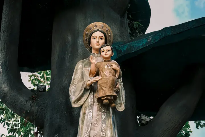 Khám Phá Lịch Sử Và Ý Nghĩa Đức Mẹ La Vang Cho Tín Đồ Khám Phá Lịch Sử Và Ý Nghĩa Đức Mẹ La Vang Cho Tín Đồ
