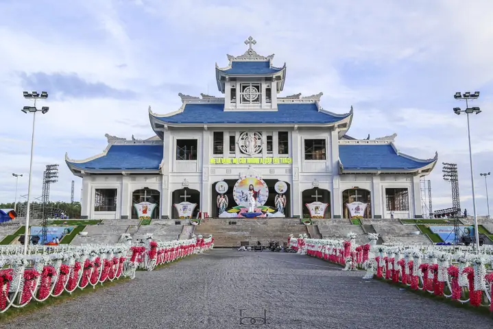 Khám Phá Lịch Sử Và Ý Nghĩa Đức Mẹ La Vang Cho Tín Đồ Khám Phá Lịch Sử Và Ý Nghĩa Đức Mẹ La Vang Cho Tín Đồ
