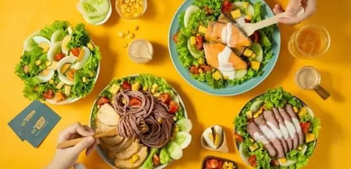 Gà Hàn Quốc Phạm Ngọc Thạch: Bí Quyết Nướng Than Hoàn Hảo Từ Đầu Bếp Chuyên Nghiệp